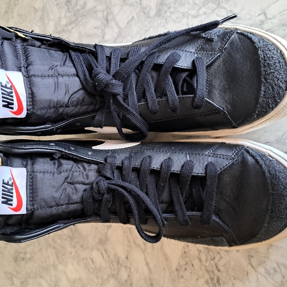 Nike Men's Black and‎ White High-Top Sneakers - Picture 3 of 5